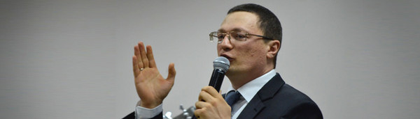 пастор Александр Волков(гУссурийск)